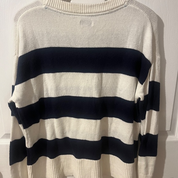 Crown & Ivy Navy & White Striped Sweater Women’s M - Picture 3 of 3